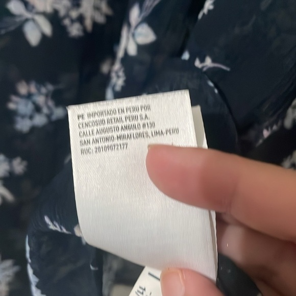 American Eagle Outfitters White Floral and Blue Ruffled Sheer Blouse Size XL - Picture 13 of 14